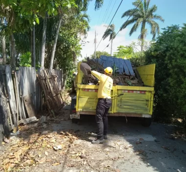 Loading a truck for junk removal in Florida